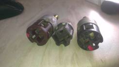 Концевик под педаль тормоза. Toyota: Corona, Windom, Lite Ace, Platz, Aristo, Ipsum, Corolla, Altezza, MR-S, Tercel, Tundra, Raum, Sprinter, Vista, Ec...