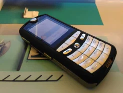 Motorola E398. ����� ����