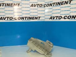 Резонатор воздушного фильтра. Nissan Cefiro, A33 Двигатель VQ20DE