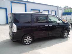 Toyota Voxy. ZZR70, 3ZR