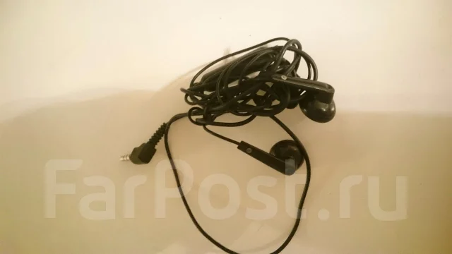 Sony Ericsson Xperia ray. �/� ����