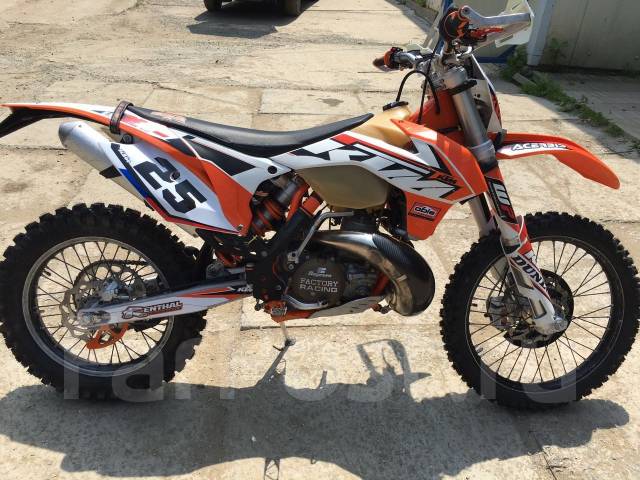 KTM 300 EXC 2015 300 . 2 3 157 400 000