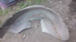 Подкрылок. Audi V8