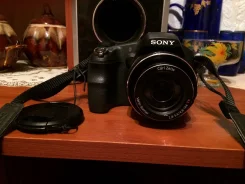 Sony Cyber-shot DSC-HX200V. 15 - 19.9 ��, ���: 14� � �����