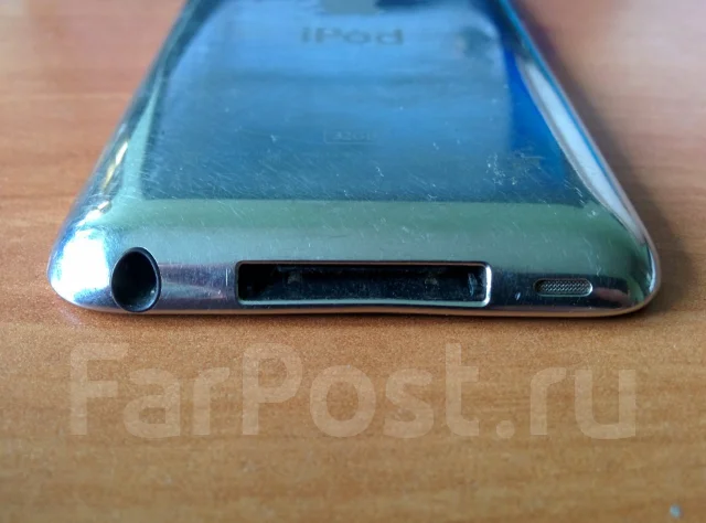 Apple iPod touch 4. ����