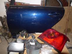 Молдинг стекла. Toyota Avensis, AZT250L, ZZT251, AZT250, ADT251, AZT250W, ADT250, AZT251, CDT250, ZZT250 Двигатели: 2AZFSE, 1ZZFE, 1CDFTV, 1AZFE, 3ZZF...