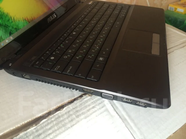 Asus K53U. 15.6", 1,6����, ��� 4 ��, ���� 320���, WiFi: 1, ����������� �� 2��. ����