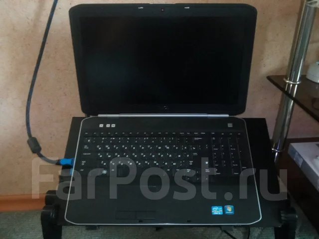 Dell Inspiron 5520. 15.6", ��� 4 ��, ���� 240���, WiFi: 1, Bluetooth: 1, ����������� �� 4��. ����