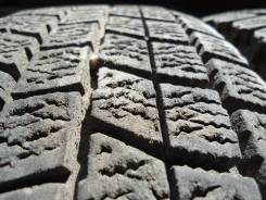 Bridgestone Blizzak MZ-03. Зимние, без шипов, износ: 10%, 2 шт