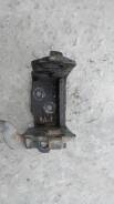 Кронштейн кпп. Toyota Vitz, NCP91 Toyota Ractis, NCP100, NCP91 Двигатель 1NZFE