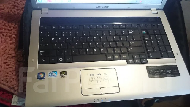 Samsung R730. 17.3", 2,1����, ��� 3072 ��, ���� 320���, WiFi: 1, ����������� �� 3��. ����