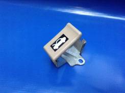 Ручка открывания капота. Honda Accord, CL9 Honda Accord Tourer Двигатели: K20A8, J35Z2, K24A3, N22B1, K24A4, K20A6, N22A1, N22B2, K20Z2, K24A8, K24Z2...