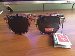 Очки Ray-Ban.