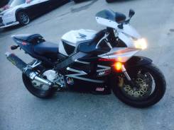Honda CBR 954RR. 954 куб. см., птс, без пробега