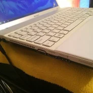 Sony VAIO PCG-71211V. 15.4", 2����, ��� 3072 ��, ���� 320���, WiFi, Bluetooth, ����������� �� 1��. ����