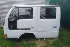 Половина кузова. Nissan Atlas