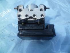 Блок abs. Honda Civic Ferio, LA-ES2, LA-ES3, LA-ES1 Honda Civic, LA-EU4, LA-EU3, LA-EU2, LA-EU1 Двигатели: D17A2, D15Y2, D15Y4, D15Y3, D17A5, D16W8, D...