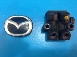 Регулятор давления тормозов. Mazda 323 Mazda Familia, BJFP, BJ5P, BJEP, BJFW, BJ5W, BJ3P, BJ8W Mazda Protege Двигатель ZL