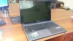 Lenovo IdeaPad Z580. 15.6", 2 300����, ��� 4 ��, ���� 500���, WiFi: 1, Bluetooth: 1 ����