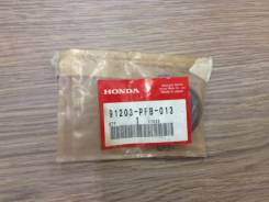 Сальник распредвала. Honda: CR-V, Acty, Civic Ferio, Vamos, CR-X, Vamos Hobio, Domani, Concerto, Civic CRX, Prelude, Stepwgn, Life Dunk, Acty Truck, V...