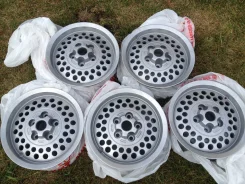 Jaguar. x15", 5x120.65 ����