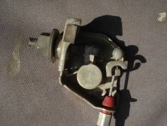 Замок топливного бака. Toyota: Corona, Caldina, Carina, Carina E, Celica, Curren Двигатели: 3SFE, 2C, 4SFE, 2CT, 4AFE, 7AFE, 3CE, 3SGE, 5EFE, 5AFE, 5S...