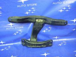Балка под кпп. Subaru Forester, SG5, SG9, SG, SG9L Двигатели: EJ203, EJ202, EJ25, EJ205, EJ204, EJ254, EJ253, EJ201, EJ255, EJ20, EJ251, EJ252