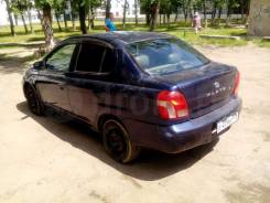 Toyota Platz. Без водителя