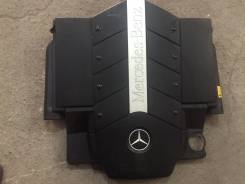 Крышка двигателя. Mercedes-Benz S-Class, W220