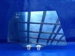 Стекло боковое. Honda Jazz Honda Fit, GD1, LA-GD3, UA-GD4, LA-GD4, LA-GD1, CBA-GD4, UA-GD2, DBA-GD2, DBA-GD1, LA-GD2, UA-GD3, CBA-GD3, UA-GD1 Двигател...