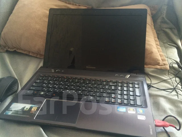 Lenovo IdeaPad Y580. 59����, ��� 8 ��, ���� 1 000���, WiFi: 1, Bluetooth: 1, ����������� �� 5��. ����