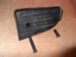 Подставка под ногу. Toyota: Cresta, Cressida, Crown, Mark II, Chaser Двигатели: 1GGZE, 4SFE, 1JZGTE, 1GGE, 4SFI, 1GGTE, 2LT, 1GFE, 7MGE, 1JZGE, 22R, 1...