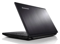 Lenovo IdeaPad Y580. 15.6", 2,4����, ��� 8 ��, ���� 1 000���, WiFi, Bluetooth, ����������� �� 4��. ����