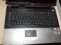 Asus A7Sn. 17", ��� 512 ��, WiFi, Bluetooth ����