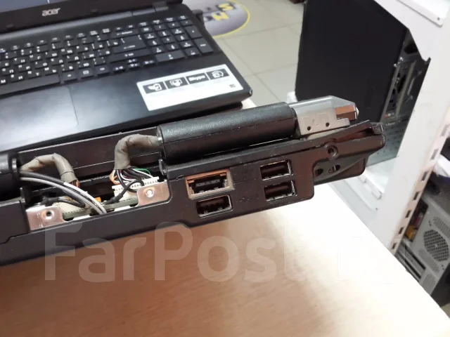 Asus A7Sn. 17", ��� 512 ��, WiFi: 1, Bluetooth: 1 ����