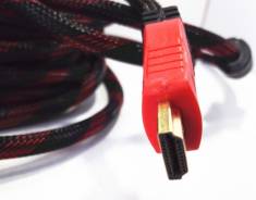 Кабели HDMI.