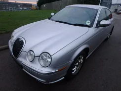 Jaguar S-type ����