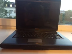 Toshiba Satellite L300-23C. 15.4", 2,2����, ��� 6 ��, ���� 160���, WiFi, ����������� �� 3��.