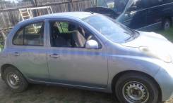 Nissan March. Без водителя