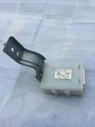 Блок управления дверями. Subaru Forester, SG5, SG9, SG9L Двигатели: EJ202, EJ205, EJ255