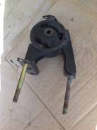 Подушка коробки передач. Toyota: XA, WiLL Cypha, Echo Verso, Porte, Scion, Funcargo, Yaris, Yaris Verso, Echo, Soluna Vios, Platz, bB, Vios, WiLL Vi...