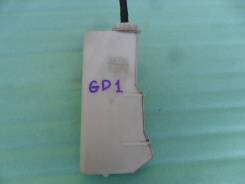 Расширительный бачок. Honda Jazz, GD1 Honda Fit, GD1, UA-GD4, DBA-GD2, CBA-GD4, UA-GD2, DBA-GD1, UA-GD3, DBA-GD4, DBA-GD3, CBA-GD3, UA-GD1 Двигатели...