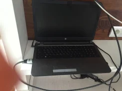 HP 255. 17", 1,5����, ��� 4 ��, ���� 1 000���, WiFi: 1, Bluetooth: 1. ��� ����� �� ���������� ����