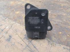 Датчик расхода воздуха. Toyota: Windom, Platz, Aristo, Ipsum, Avensis, Corolla, Probox, Yaris Verso, MR-S, Altezza, Tundra, Raum, Vista, Echo Verso, C...