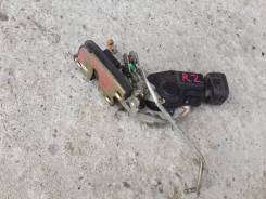 Замок двери. Toyota Ipsum, SXM10, SXM15, CXM10 Toyota Gaia, SXM10, CXM10, ACM10, ACM15, SXM15 Toyota Picnic, SXM10, CXM10 Двигатели: 3CTE, 3SFE, 1AZFS...