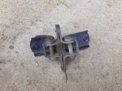 Крепление боковой двери. Toyota Nadia, ACN15, SXN15, ACN10, SXN10 Toyota Ipsum, SXM10, SXM15, CXM10 Toyota Gaia, SXM10, CXM10, ACM10, ACM15, SXM15 Toy...