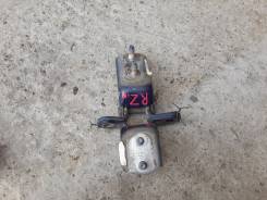 Крепление боковой двери. Toyota Nadia, ACN15, SXN15, ACN10, SXN10 Toyota Ipsum, SXM10, SXM15, CXM10 Toyota Gaia, SXM10, CXM10, ACM10, ACM15, SXM15 Toy...