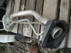 Горловина топливного бака. Toyota Cresta, JZX105, GX105, JZX100, JZX101, GX100, LX100 Toyota Mark II, GX105, JZX105, JZX100, GX100, JZX101, LX100 Toyo...