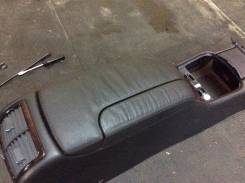 Подлокотник. Mercedes-Benz S-Class, W220