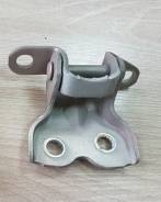 Крепление боковой двери. Toyota: Allion, Platz, ist, Allex, Vios, Avensis, Corolla, Yaris Verso, Probox, Innova, Hilux, Echo Verso, Caldina, Fortuner...